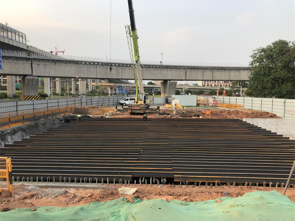 中鐵十六局長沙地鐵六號線2號貝雷鋼橋 中鐵十六局長沙地鐵六號線2號貝雷鋼橋