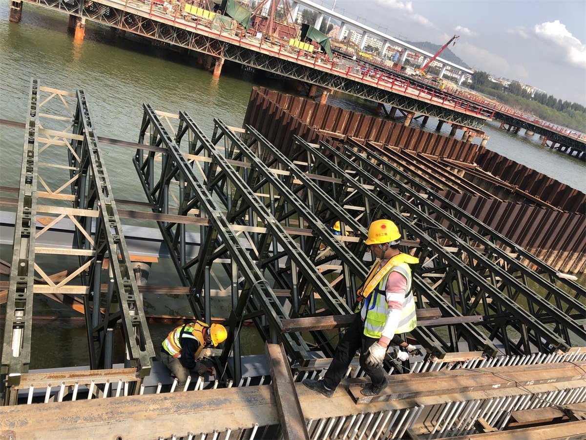湖南浩潤路橋機械有限公司,郴州公路鋼橋設計制造加工,郴州鋼管樁橋梁設計制造加工 湖南浩潤路橋機械有限公司,郴州公路鋼橋設計制造加工,郴州鋼管樁橋梁設計制造加工